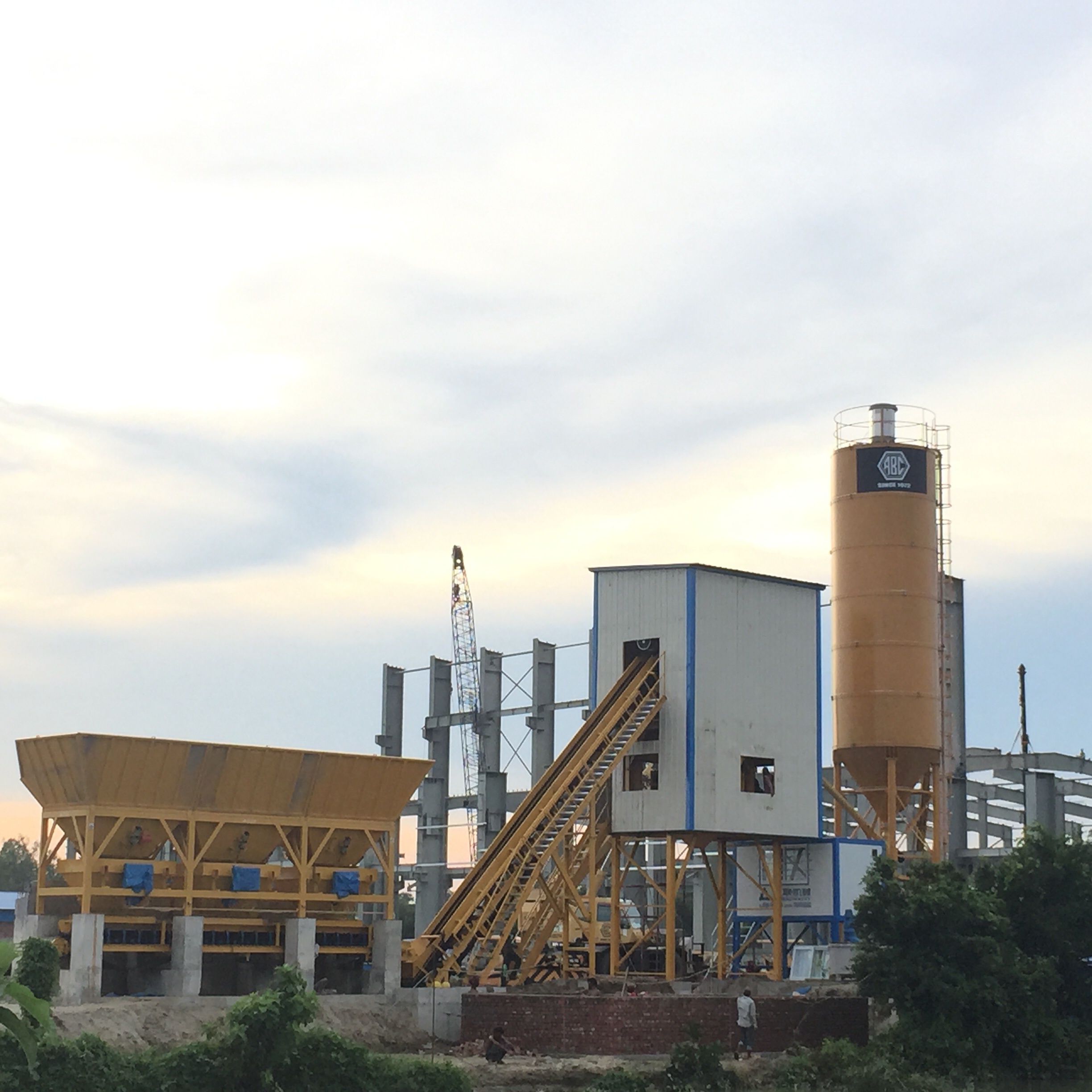 60m3 Batching Plant Unloading on Job Site 2